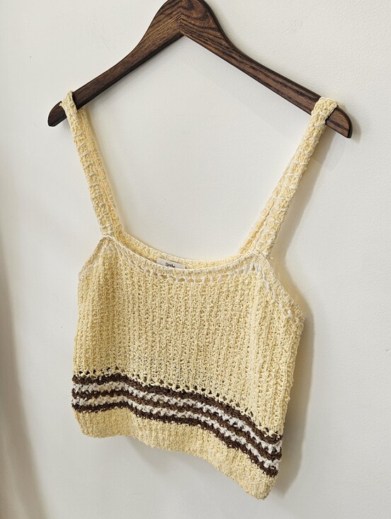 Aritzia Tops - Aritzia Little Moon Top